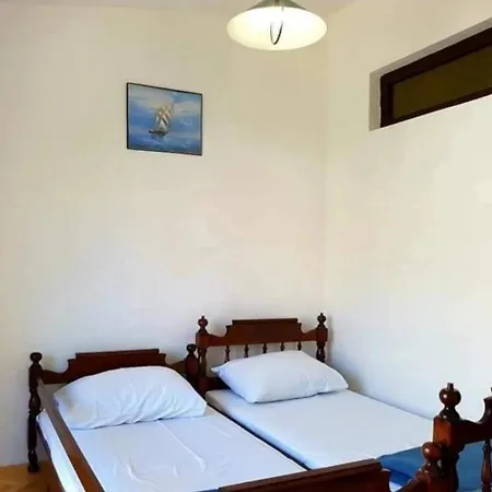 Apartman By The Sea Starigrad, Paklenica - 6621 *